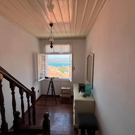 Secret Garden 1 Apartment Nafplio